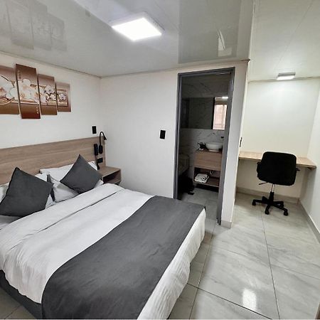 Hotel Fenix Real Bogota Bagian luar foto