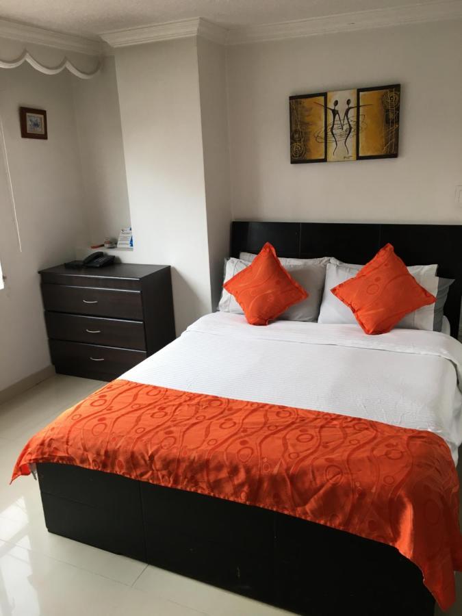 Hotel Fenix Real Bogota Bagian luar foto