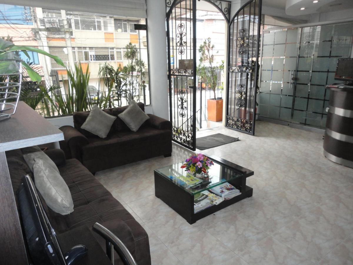 Hotel Fenix Real Bogota Bagian luar foto