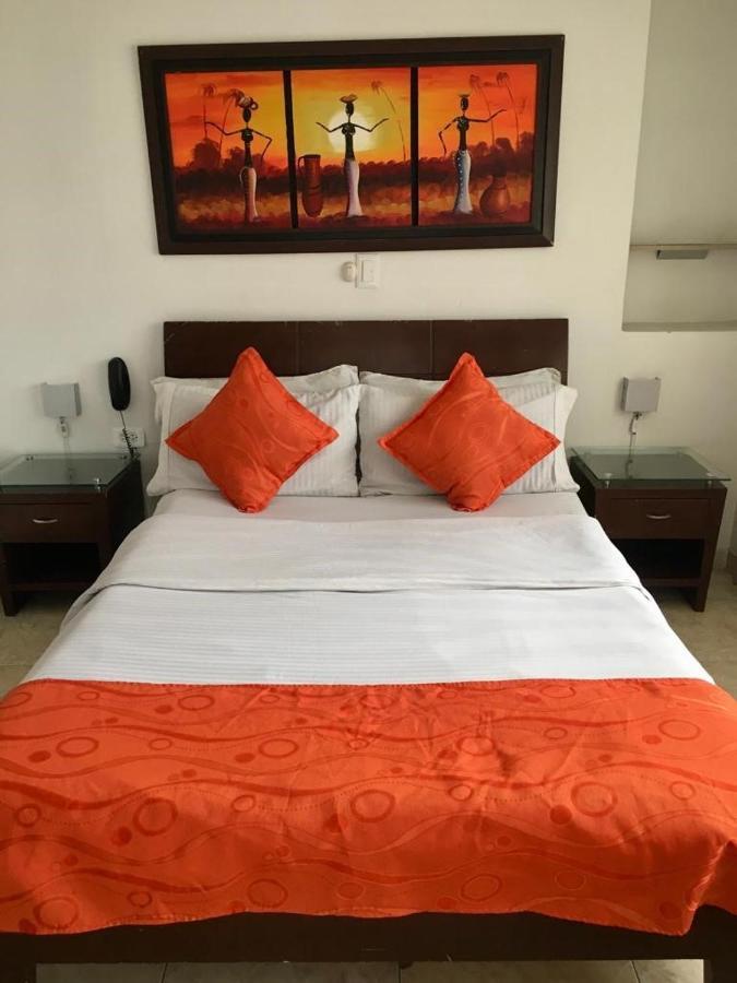 Hotel Fenix Real Bogota Bagian luar foto