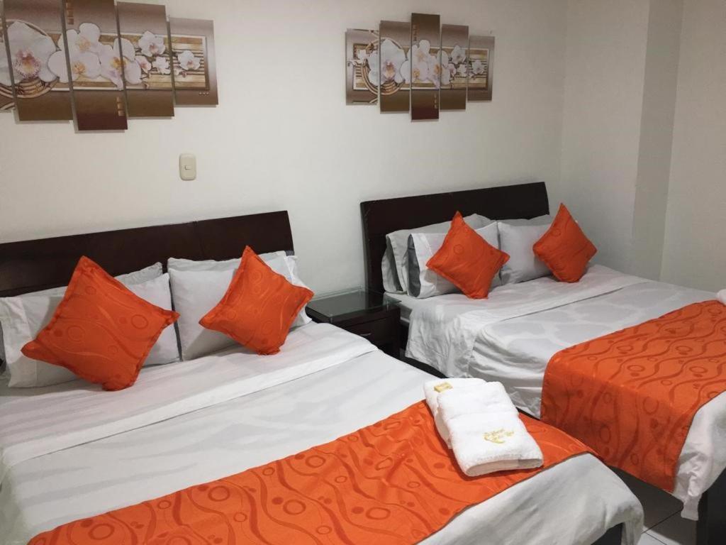 Hotel Fenix Real Bogota Bagian luar foto
