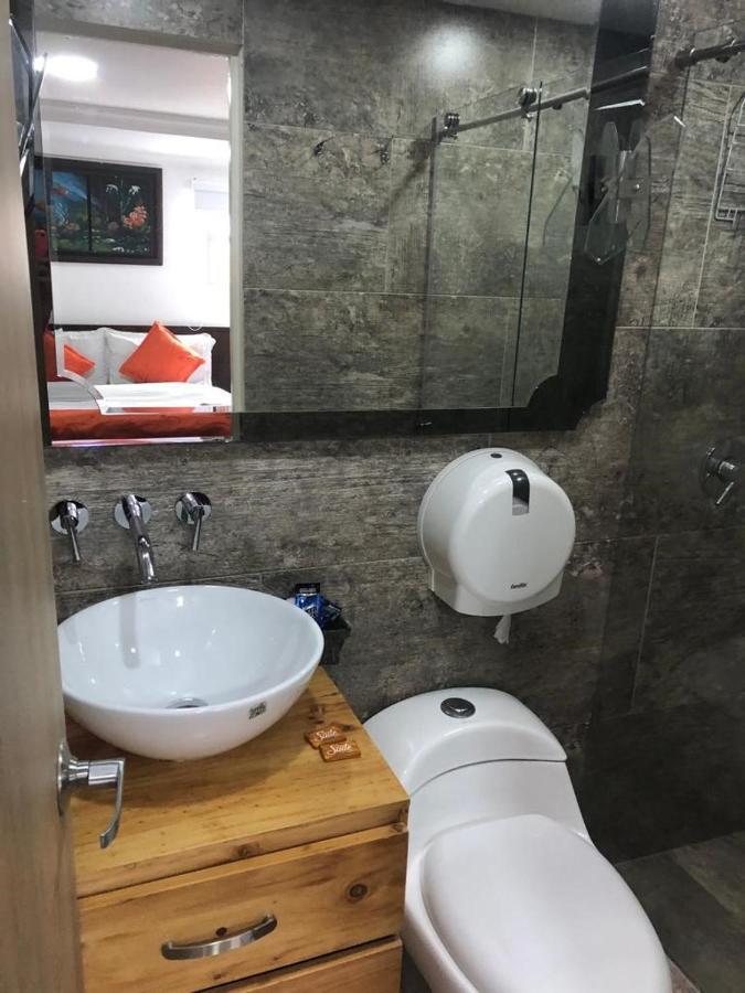 Hotel Fenix Real Bogota Bagian luar foto